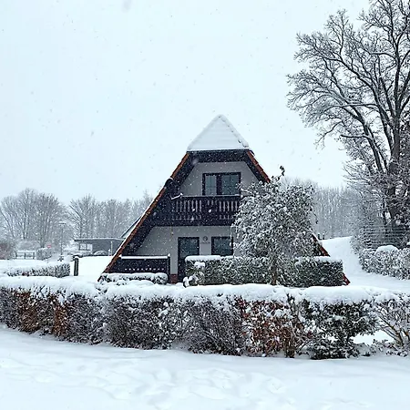 Finnhaeuser Am Vogelpark - Haus Andrea 펜션